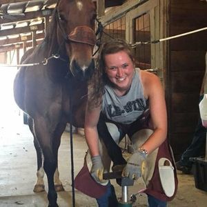 Meet your Posher, Elayna